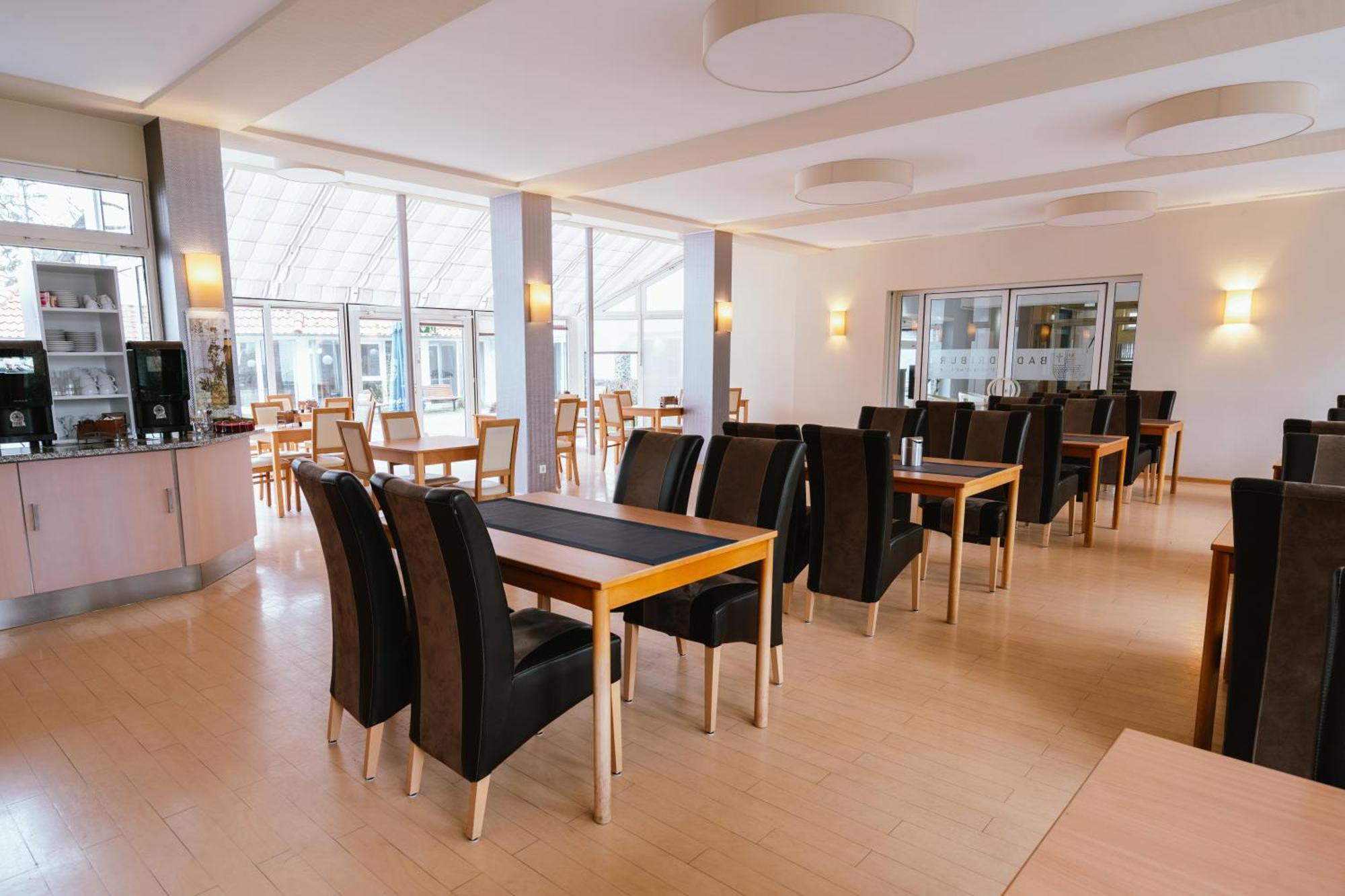 Hotel Am Park 3*
